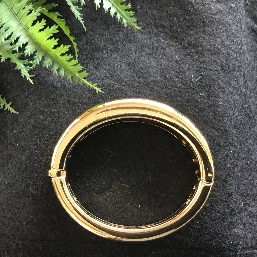 Micahel Kors Gold Bangle